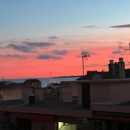 Lumineux-balcon-vue Mer-5 Mn *