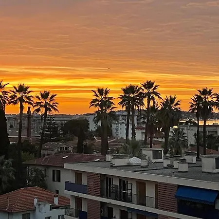 Lumineux-balcon-vue Mer-5 Mn شقة *
