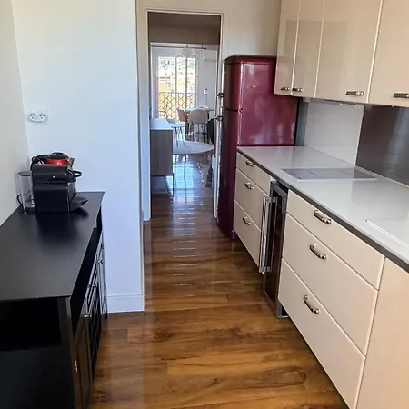 Lumineux-balcon-vue Mer-5 Mn 아파트 *